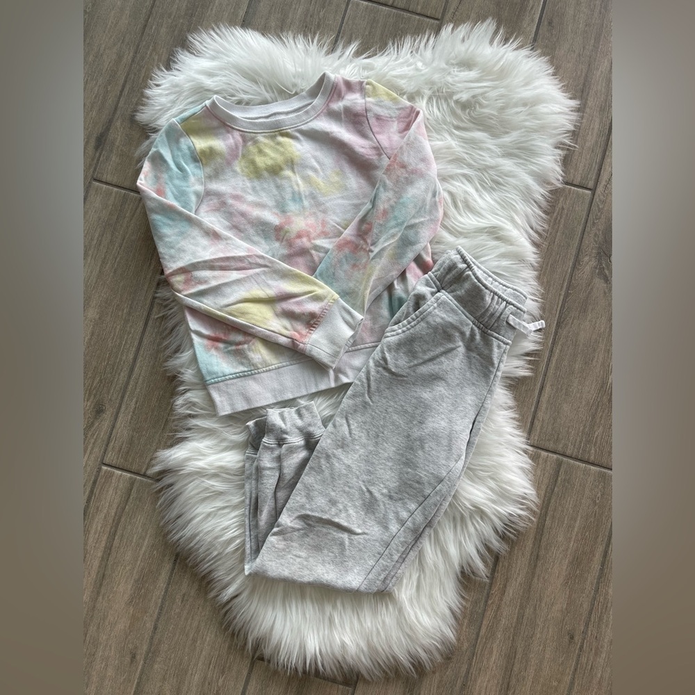 Girls Pastel Tie-Dye Sweatshirt & Gray Jogger Set Size 8 Jumping Beans